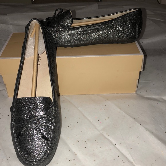 Micheal Kors shoes - Picture 2 of 6